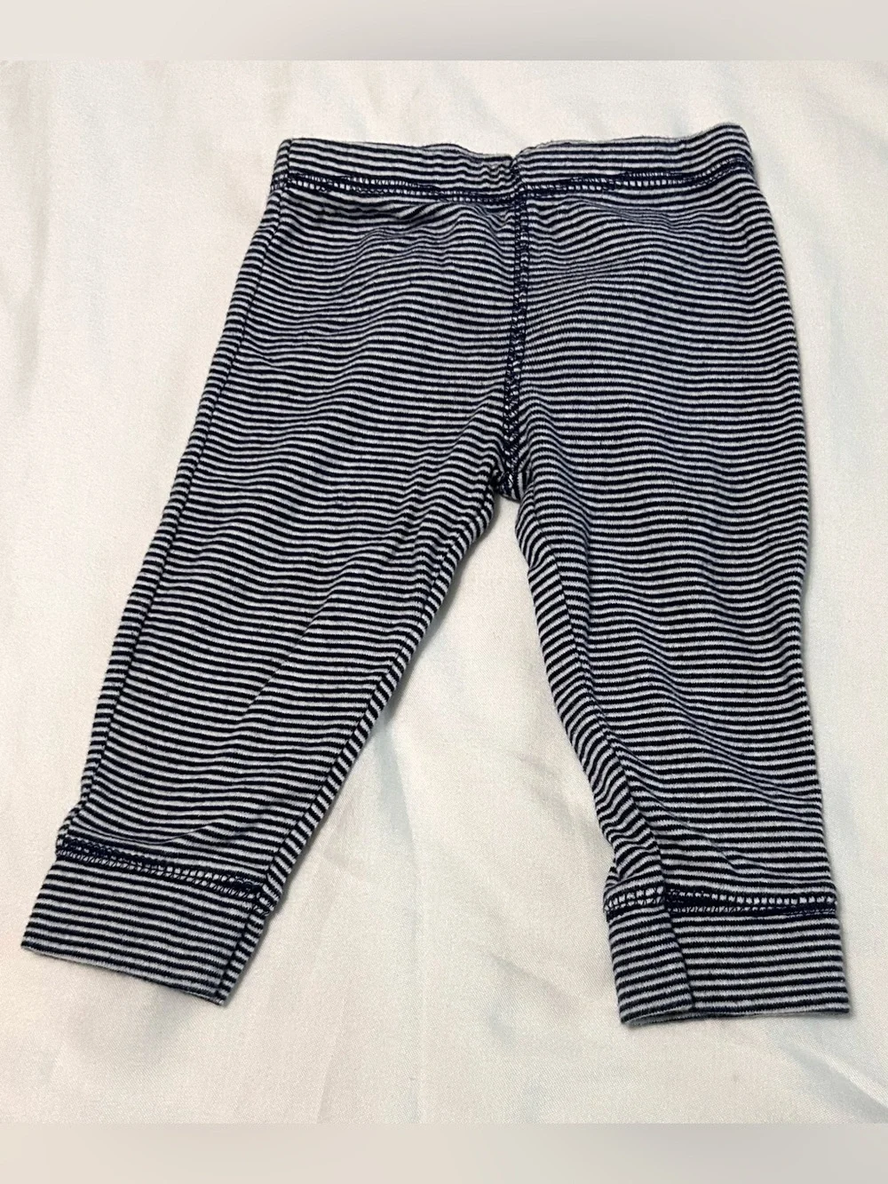 6-9 Month 5 pieces! Pajamas and Footed Footie Sleepers Excellent Condition